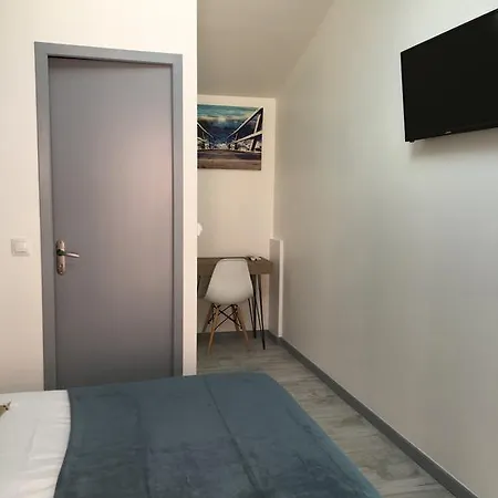 Saint Hubert Hotel 2*