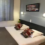 Saint Hubert Hotel
